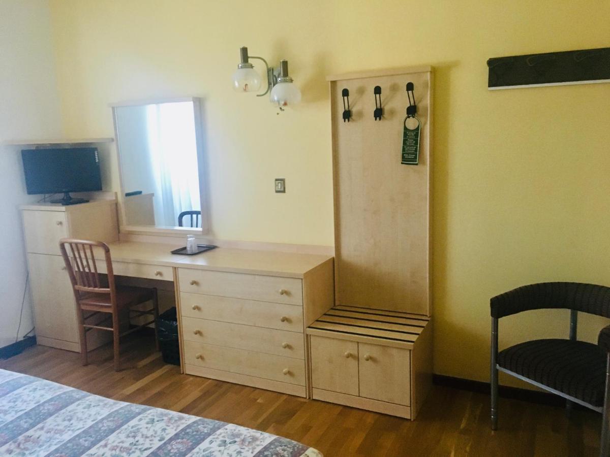 Hotel Milano Γκράντο Εξωτερικό φωτογραφία