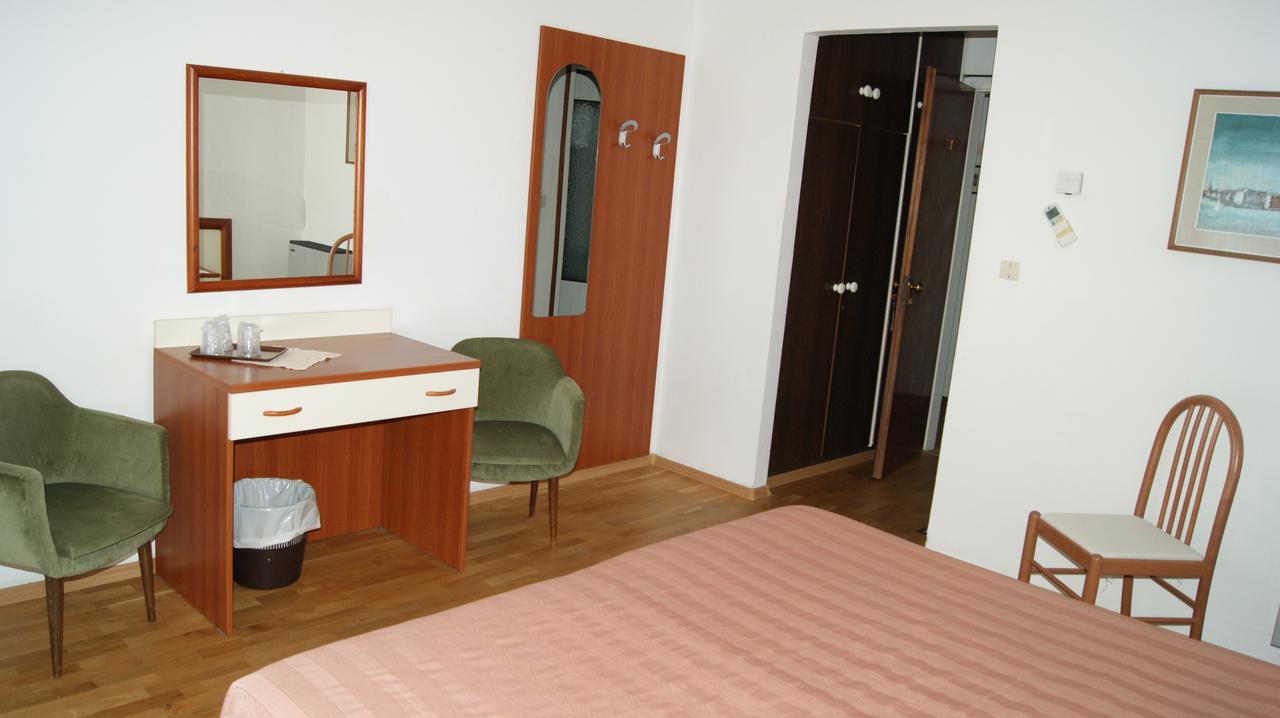 Hotel Milano Γκράντο Εξωτερικό φωτογραφία